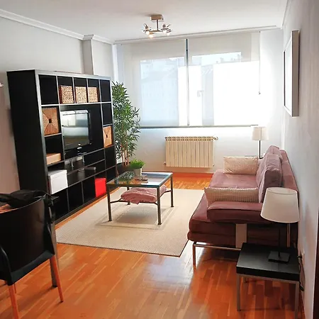 Апартаменты San Miguel Con Wifi Y Garaje Gratis Овьедо